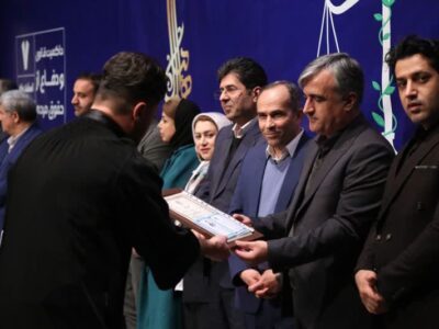 وکلا ستون دفاع از حق و عدالت در جامعه هستند