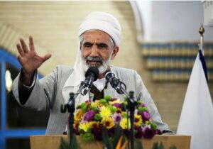 مسئولان و مردم برای تحقق شعار سال تلاش کنند