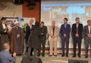 تجلیل از برگزیدگان چهارمین جشنواره منابع طبیعی و رسانه در کردستان؛ اندیشه کرد، مقام سوم بخش مصاحبه را کسب کرد