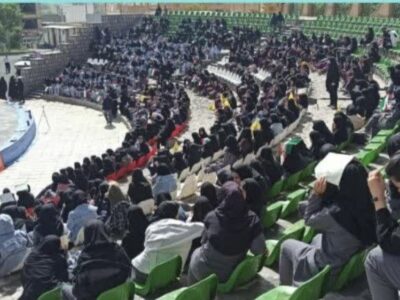 تجلیل از دختران موفق دارای معلولیت در جشن روز دختر کامیاران