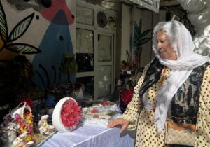 سالمندان «ئارا» سنندج روز جهانی خود را جشن گرفتند؛ گردهمایی مشارکتی با دستپخت‌های خانگی/