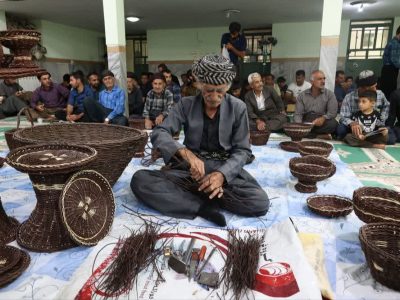 ارغوان‌بافی دیوزناو/ از ثبت ملی تا افق ثبت جهانی با حضور هنرمندان و فعالان صنایع‌دستی کردستان